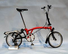 uBROMPTON 1/6 Scale Figurev̊gʐ^