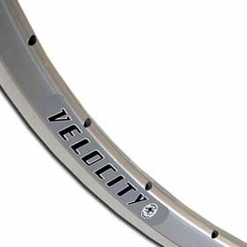 uVelocity Aerohead 20inch(406) Rim Silver 24Hv̊gʐ^
